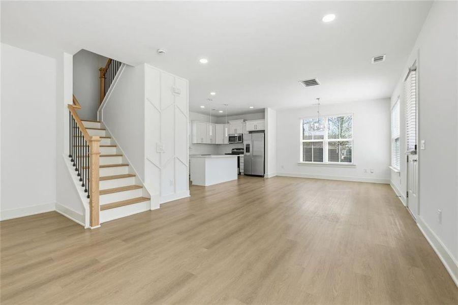 Spacious, unfurnished interior of a new home in , Alpharetta (Image 14).