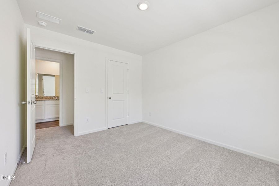 39-web-or-mls-Quarry Rd 539-S1104-027