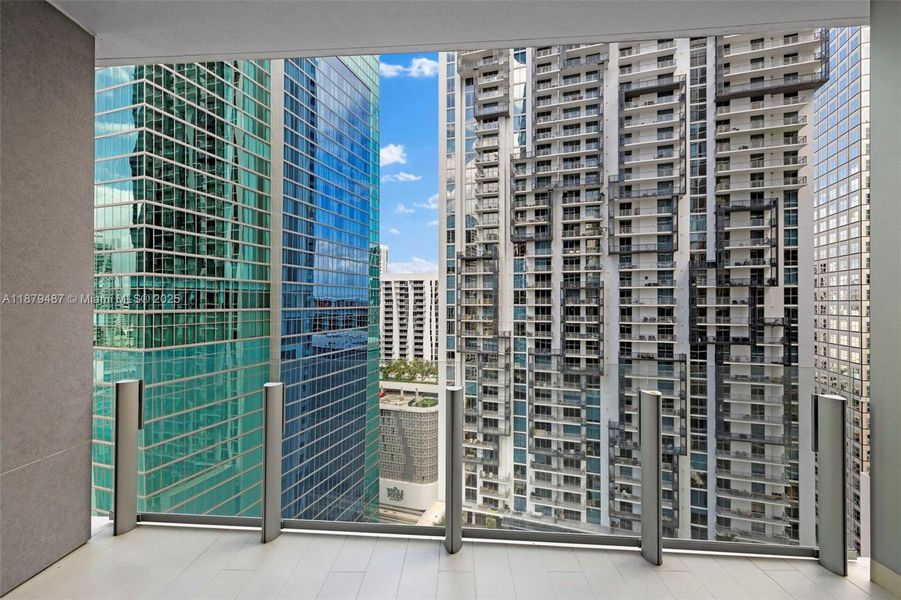 Condo located in Miami, FL showcasing its design and architecture (Image 24). Condo located in Miami, FL showcasing its design and architecture (Image 24).