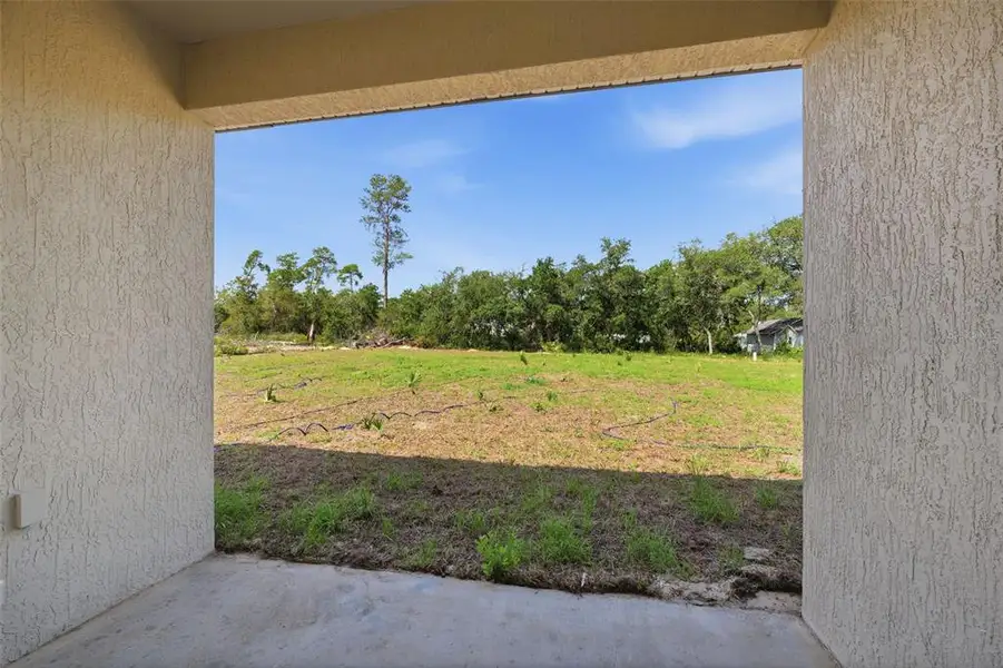 Exterior details and patio area of a home in , Ocala (Image 4). Exterior details and patio area of a home in , Ocala (Image 4).