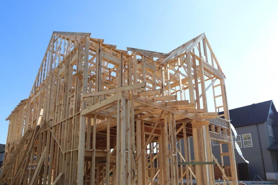 Let us show you how our advanced framing techniques have stood the test of time and allow more insulation for a quieter and more energy efficient home.