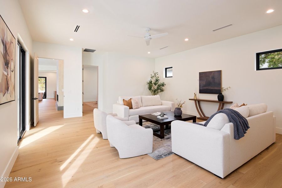 PropertyImageCo_2901EPiersonSt_WEB_11