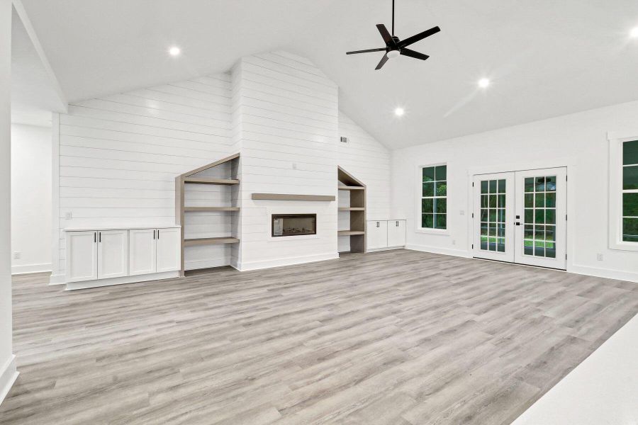 Spacious, unfurnished interior of a new home in , Bluffton (Image 15). Spacious, unfurnished interior of a new home in , Bluffton (Image 15).