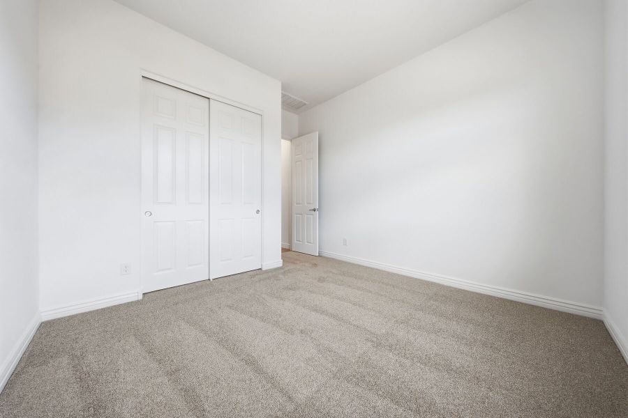 Spacious, unfurnished interior of a new home in Miravida, Surprise (Image 19). Spacious, unfurnished interior of a new home in Miravida, Surprise (Image 19).