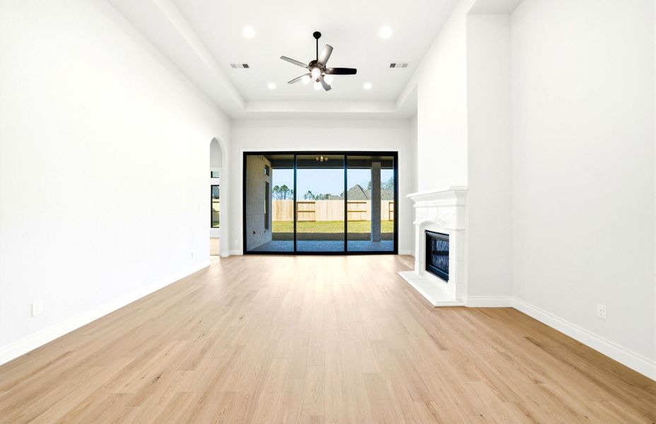 Spacious, unfurnished interior of a new home in The Highlands 55′, Porter (Image 35).