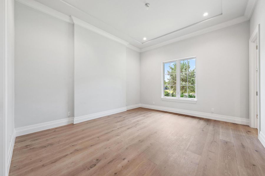 Spacious, unfurnished interior of a new home in , Delray Beach (Image 22).