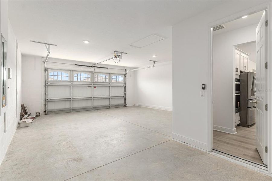 Spacious, unfurnished interior of a new home in , Ocala (Image 49). Spacious, unfurnished interior of a new home in , Ocala (Image 49).