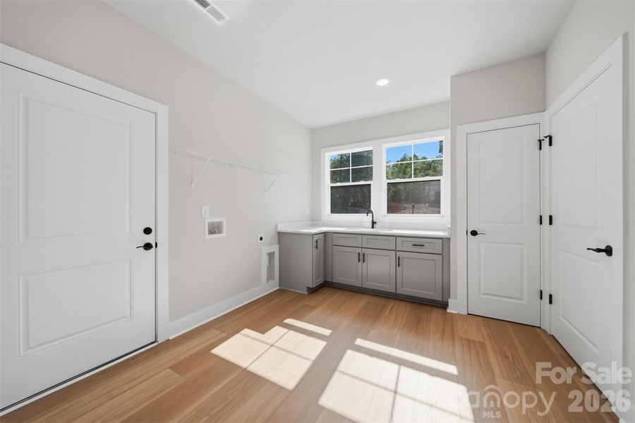 Spacious, unfurnished interior of a new home in , Morganton (Image 30).