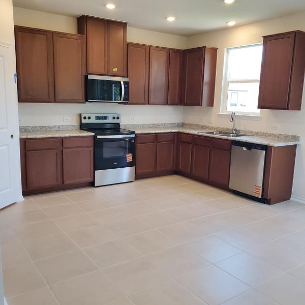 Furnished interior view inside a new home in Sonterra - Cool Water, Jarrell (Image 6). Furnished interior view inside a new home in Sonterra - Cool Water, Jarrell (Image 6).