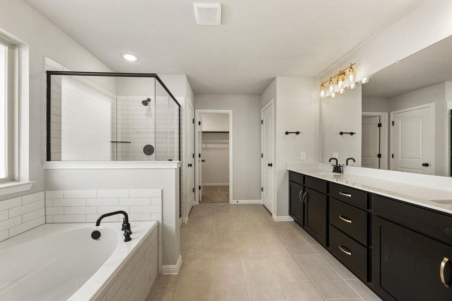 Furnished interior view inside a new home in Patterson Ranch, Georgetown (Image 18). Furnished interior view inside a new home in Patterson Ranch, Georgetown (Image 18).