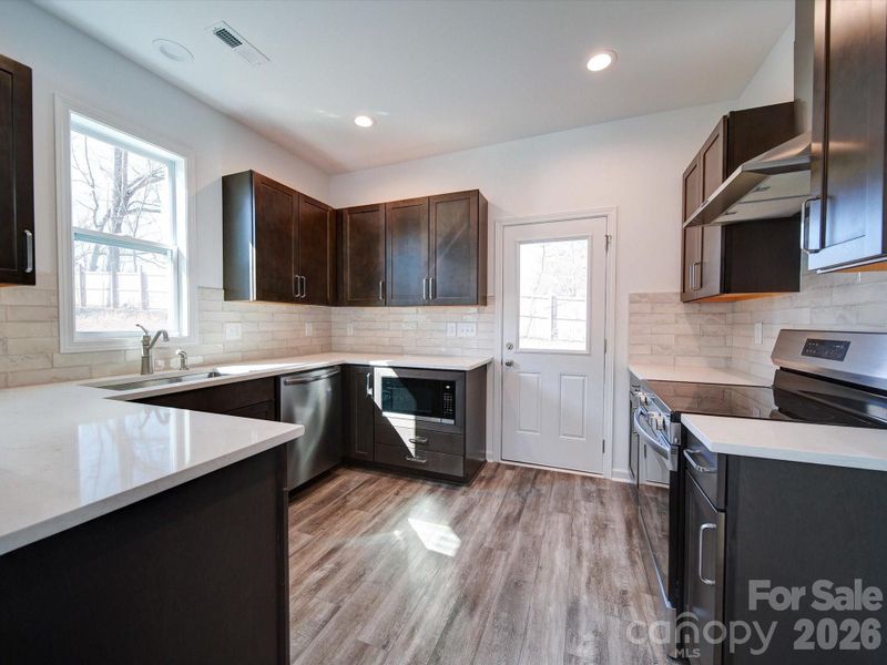 Furnished interior view inside a new home in , Gastonia (Image 8).