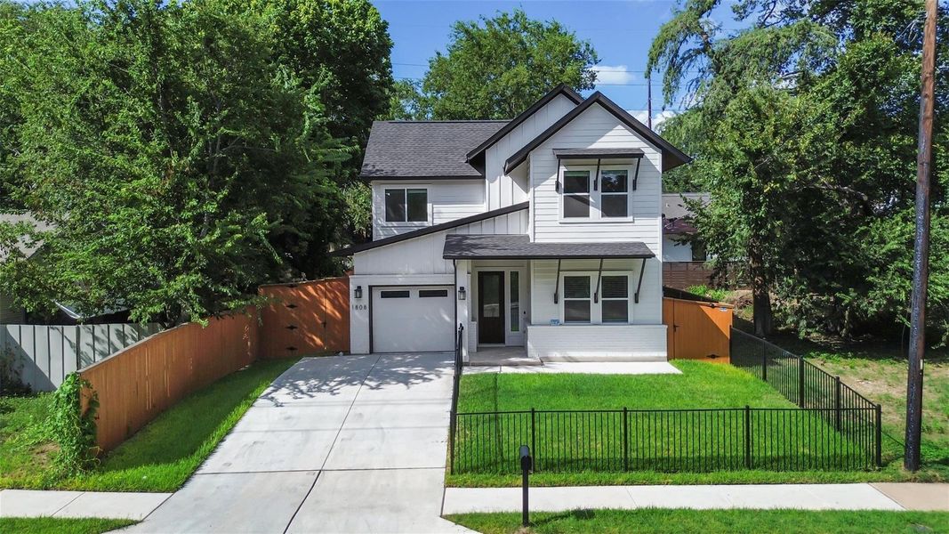 Front exterior of a new home in , Austin, TX, highlighting curb appeal (Image 27).