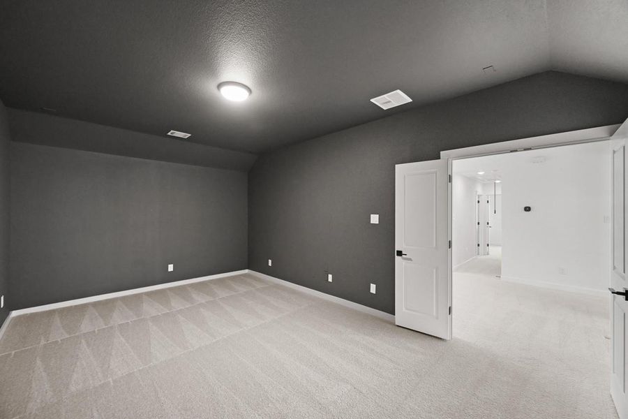 Spacious, unfurnished interior of a new home in Grand Central Park: 55ft. lots, Conroe (Image 8).