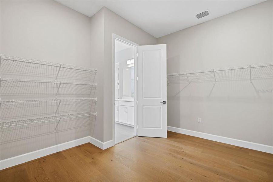 Spacious, unfurnished interior of a new home in , Debary (Image 41). Spacious, unfurnished interior of a new home in , Debary (Image 41).