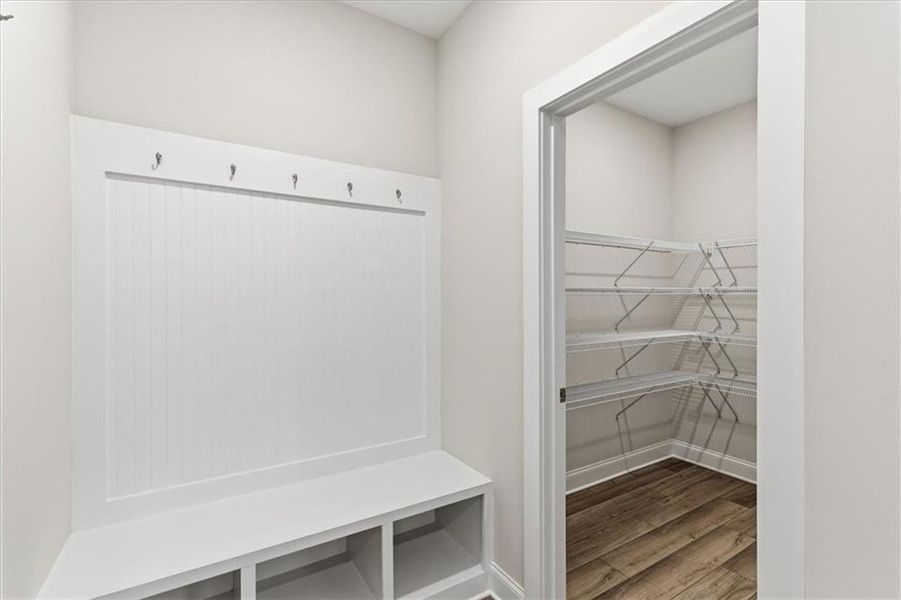 Spacious, unfurnished interior of a new home in , Dallas (Image 43).