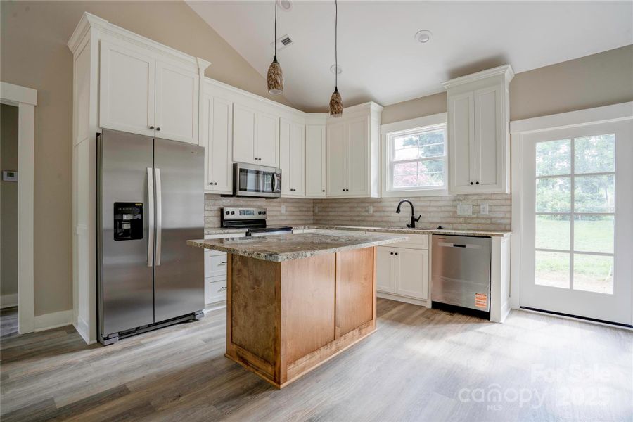 Furnished interior view inside a new home in , Kings Mountain (Image 8).