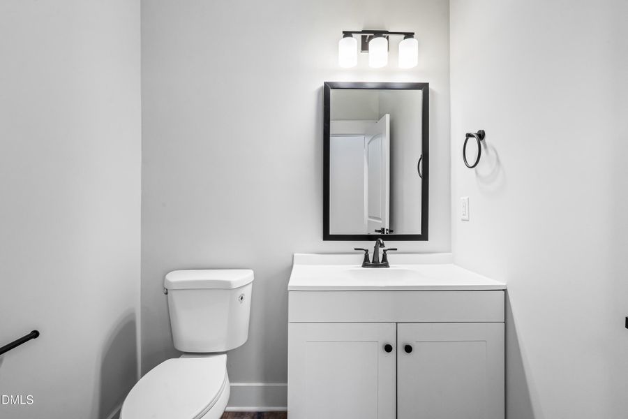 Powder Room - DSC04562