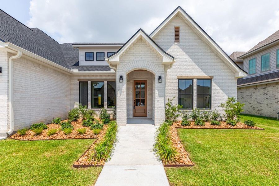 Exterior details and patio area of a home in , Beaumont (Image 21).