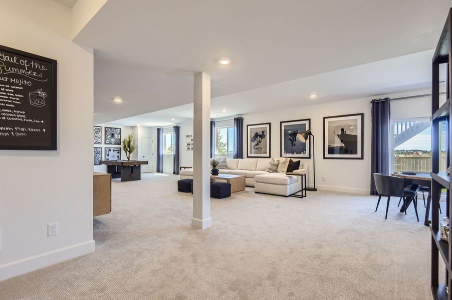 4br New Home in Elizabeth, CO.  - Slide 37