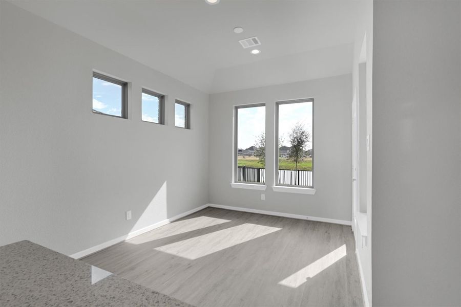 Spacious, unfurnished interior of a new home in Lago Mar  50'  &  55', Texas City (Image 24).