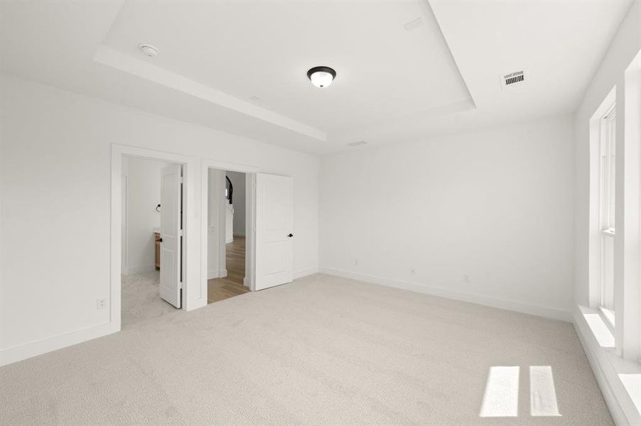 Spacious, unfurnished interior of a new home in Westside Preserve, Midlothian (Image 24).