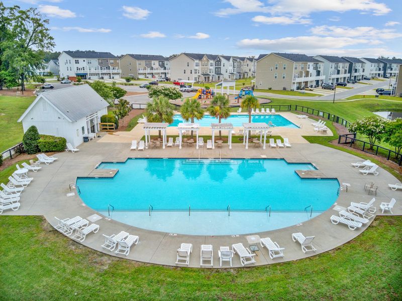 Community amenities in , Moncks Corner (Image 44).