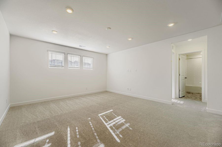 Spacious, unfurnished interior of a new home in Newlin Crossing: The Monarch Collection, Parker (Image 18).
