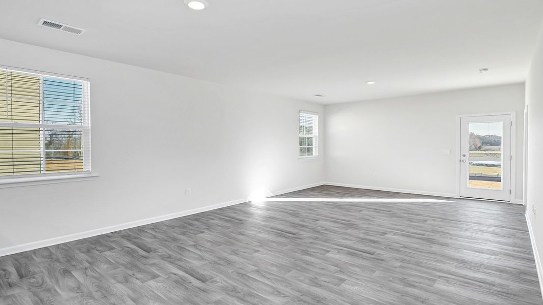 Representative unfurnished interior of a home built from the CAMERON by D.R. Horton in Mulberry Landing, Orangeburg (Image 15).