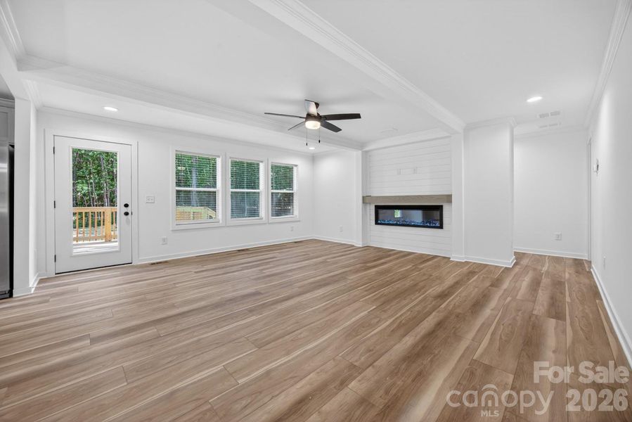 Spacious, unfurnished interior of a new home in , Randleman (Image 41).