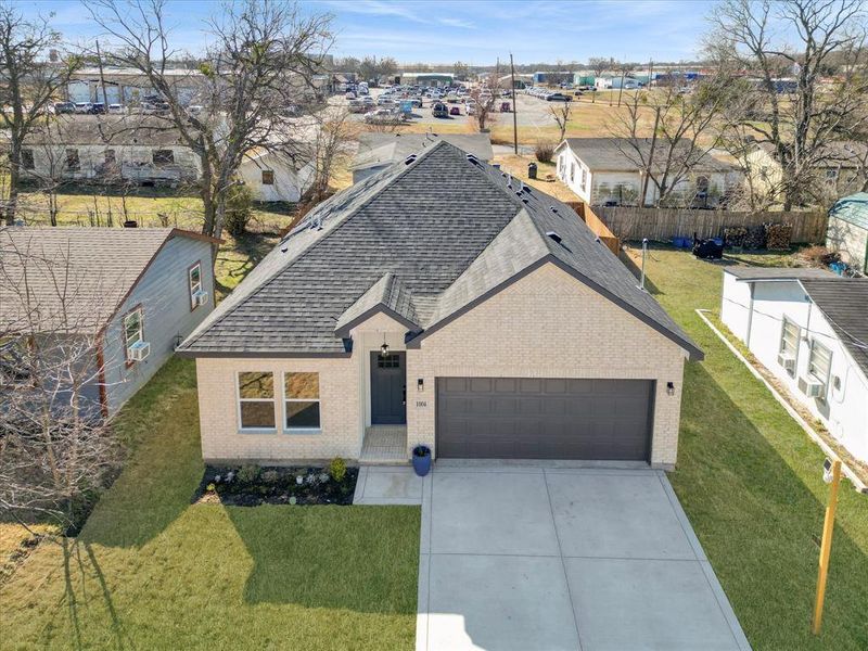 Front exterior of a new home in , Kaufman, TX, highlighting curb appeal (Image 25).