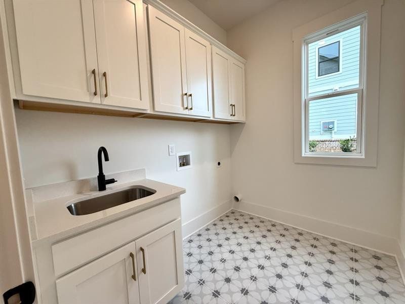 Furnished interior view inside a new home in Livingstone Park, Kennesaw (Image 9). Furnished interior view inside a new home in Livingstone Park, Kennesaw (Image 9).