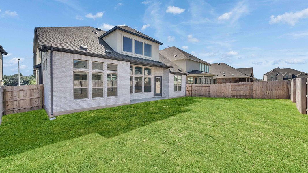 Furnished interior view inside a new home in Hawkes Landing, Leander (Image 26).