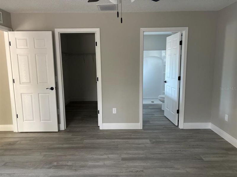 Spacious, unfurnished interior of a new home in , Dunnellon (Image 15).