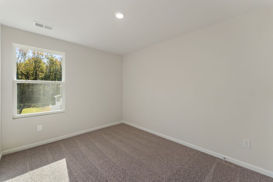 Spacious, unfurnished interior of a new home in Edwards Station, Taylors (Image 17).