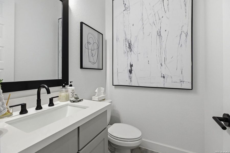 Furnished interior view inside a new home in Vintage Oaks, New Braunfels (Image 6).