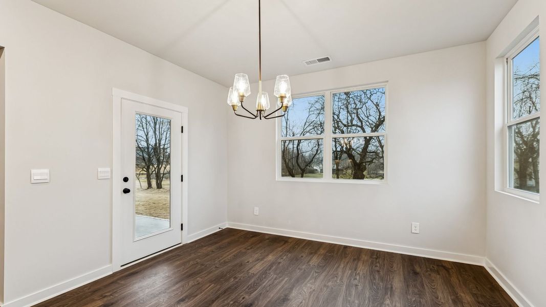 Representative unfurnished interior of a home built from the Stonebrook II by D.R. Horton in Harvest Point, Spring Hill (Image 47). Representative unfurnished interior of a home built from the Stonebrook II by D.R. Horton in Harvest Point, Spring Hill (Image 47).