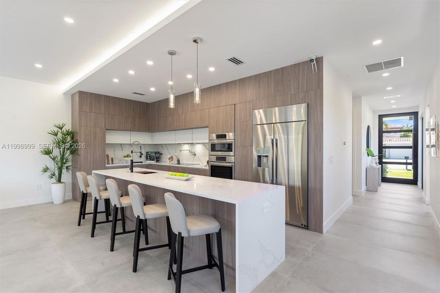 Furnished interior view inside a new home in , Fort Lauderdale (Image 9).