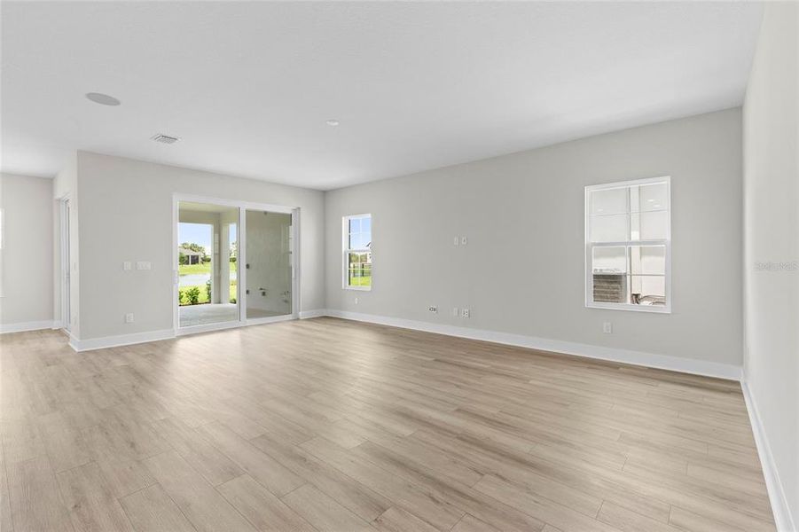 Spacious, unfurnished interior of a new home in , Bradenton (Image 23). Spacious, unfurnished interior of a new home in , Bradenton (Image 23).