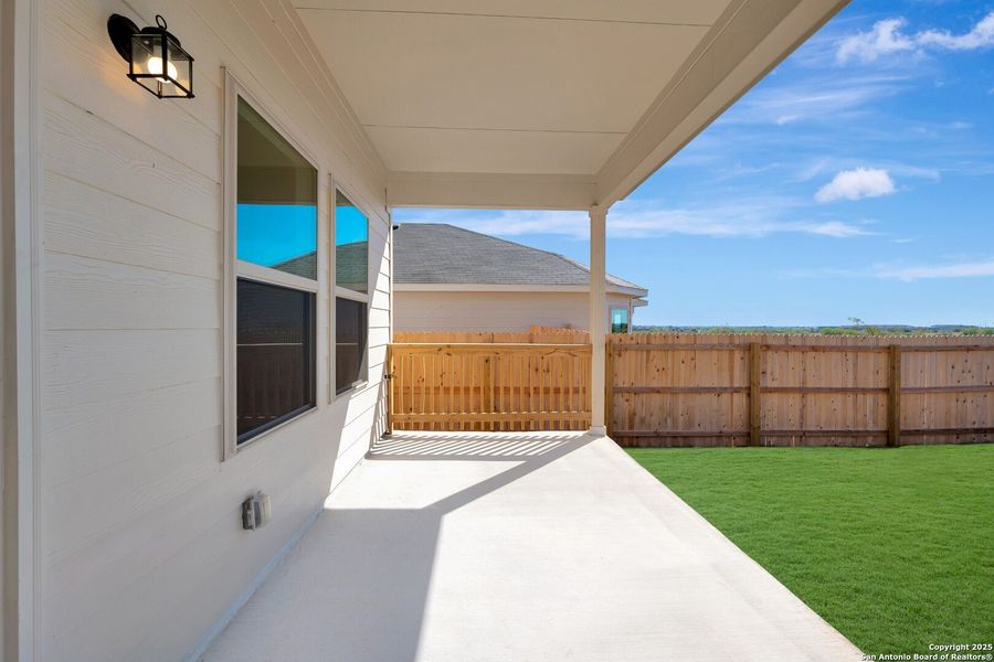 Exterior details and patio area of a home in Paloma Park, Converse (Image 22).