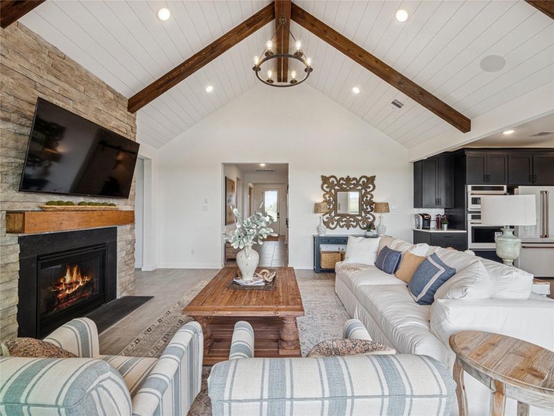 Cozy great room with fireplace (*Photo not of actual home and used for illustration purposes only.)