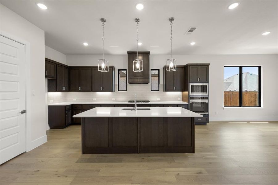 317 Fireblade- Kitchen-2