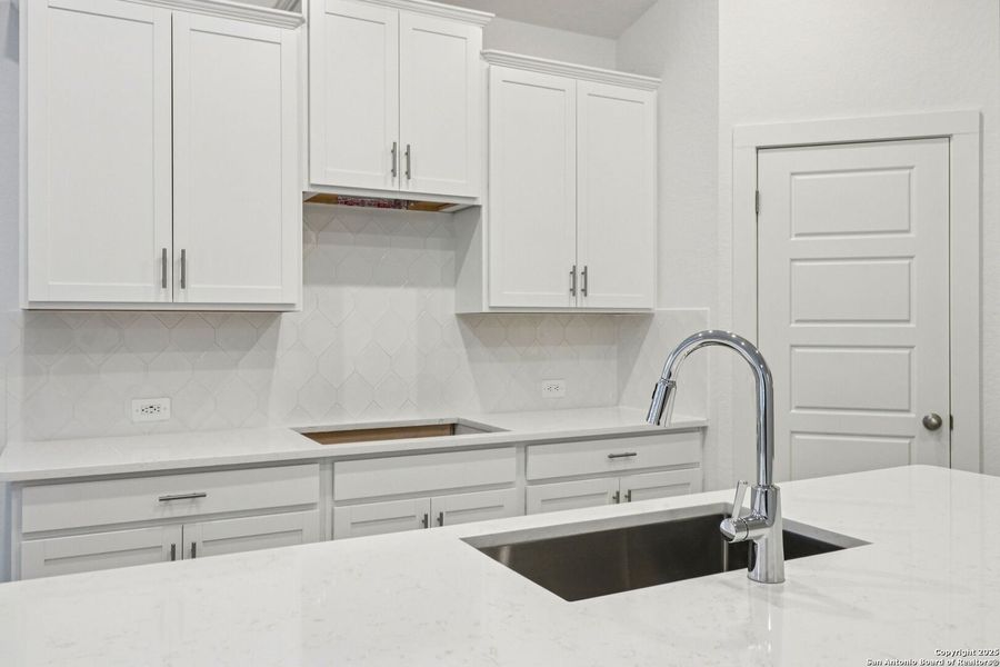 Close-up of interior finishes inside a home in Sagebrooke - Classic Series, San Antonio (Image 15).