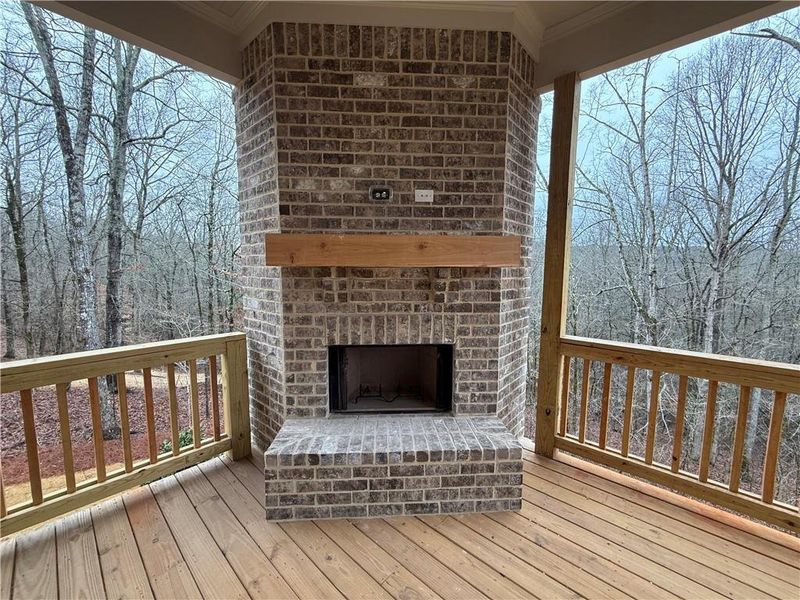 Exterior details and patio area of a home in , Jefferson (Image 31).