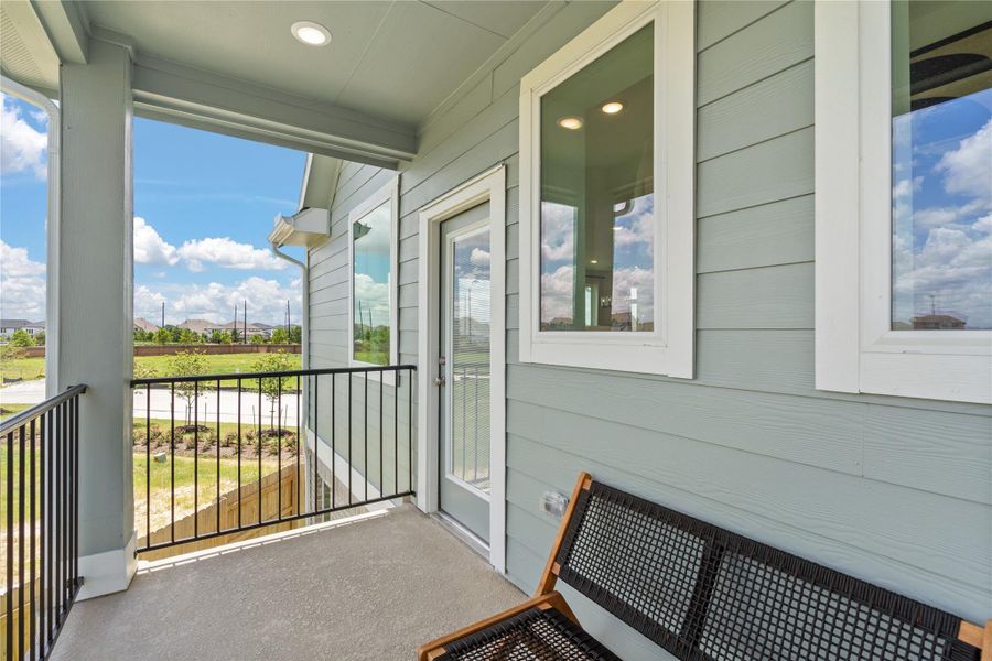 **Photos are representative of the floor plan and not of the actual home** **Photos are representative of the floor plan and not of the actual home**