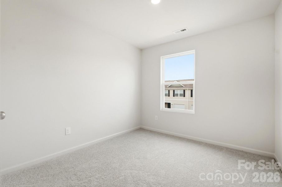 Spacious, unfurnished interior of a new home in Trivium, Newton (Image 19).