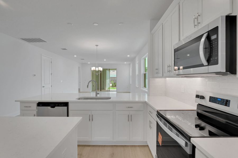 New Home in Winter Garden, FL.  - Slide 22
