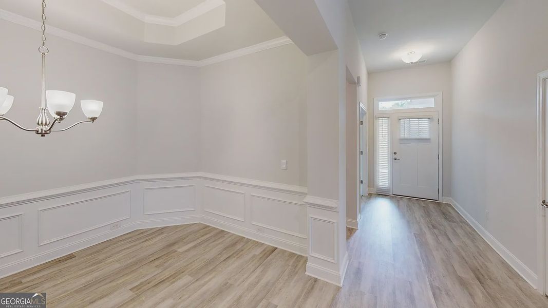 Spacious, unfurnished interior of a new home in Holliday Pass, Griffin (Image 15).