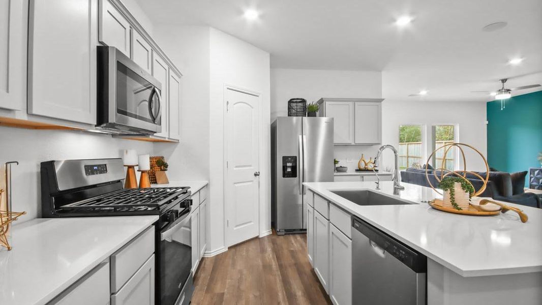 Representative furnished interior of a home built from the Perry by D.R. Horton in The Canopies, Splendora (Image 10). Representative furnished interior of a home built from the Perry by D.R. Horton in The Canopies, Splendora (Image 10).