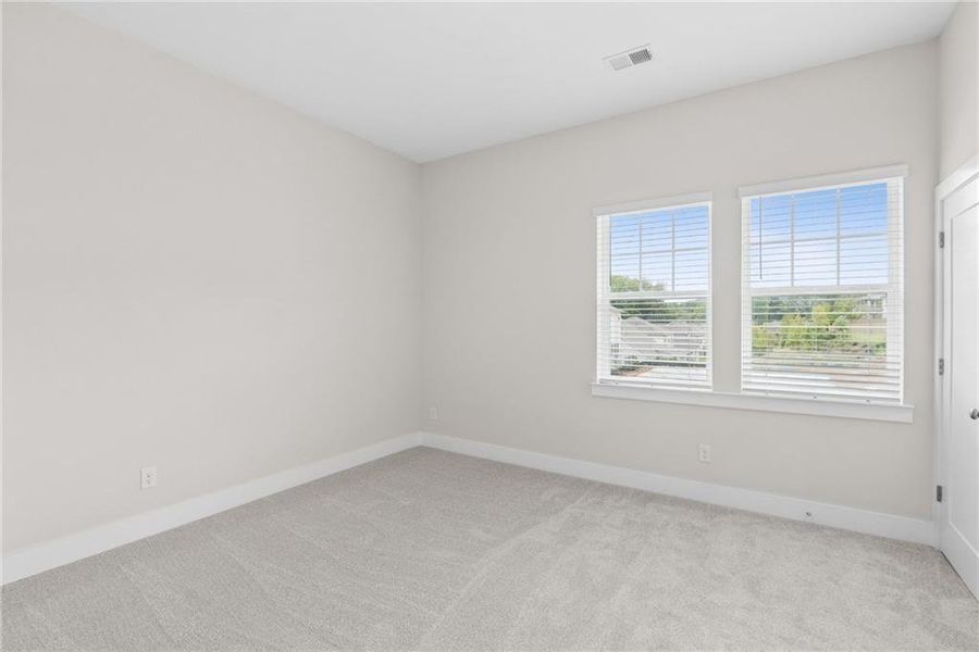 Spacious, unfurnished interior of a new home in Havencroft, Woodstock (Image 14). Spacious, unfurnished interior of a new home in Havencroft, Woodstock (Image 14).