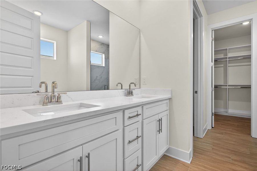 Furnished interior view inside a new home in Cape Coral, Cape Coral (Image 12).